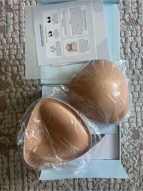 NEW Boomba Ultra Boost Inserts in Beige Sz C Adhesive Pushup Bra